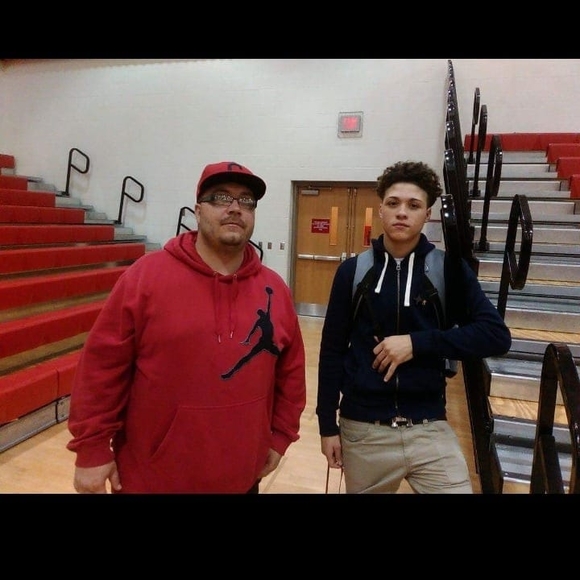 Meet your Posher, Josh - Picture 1 of 1